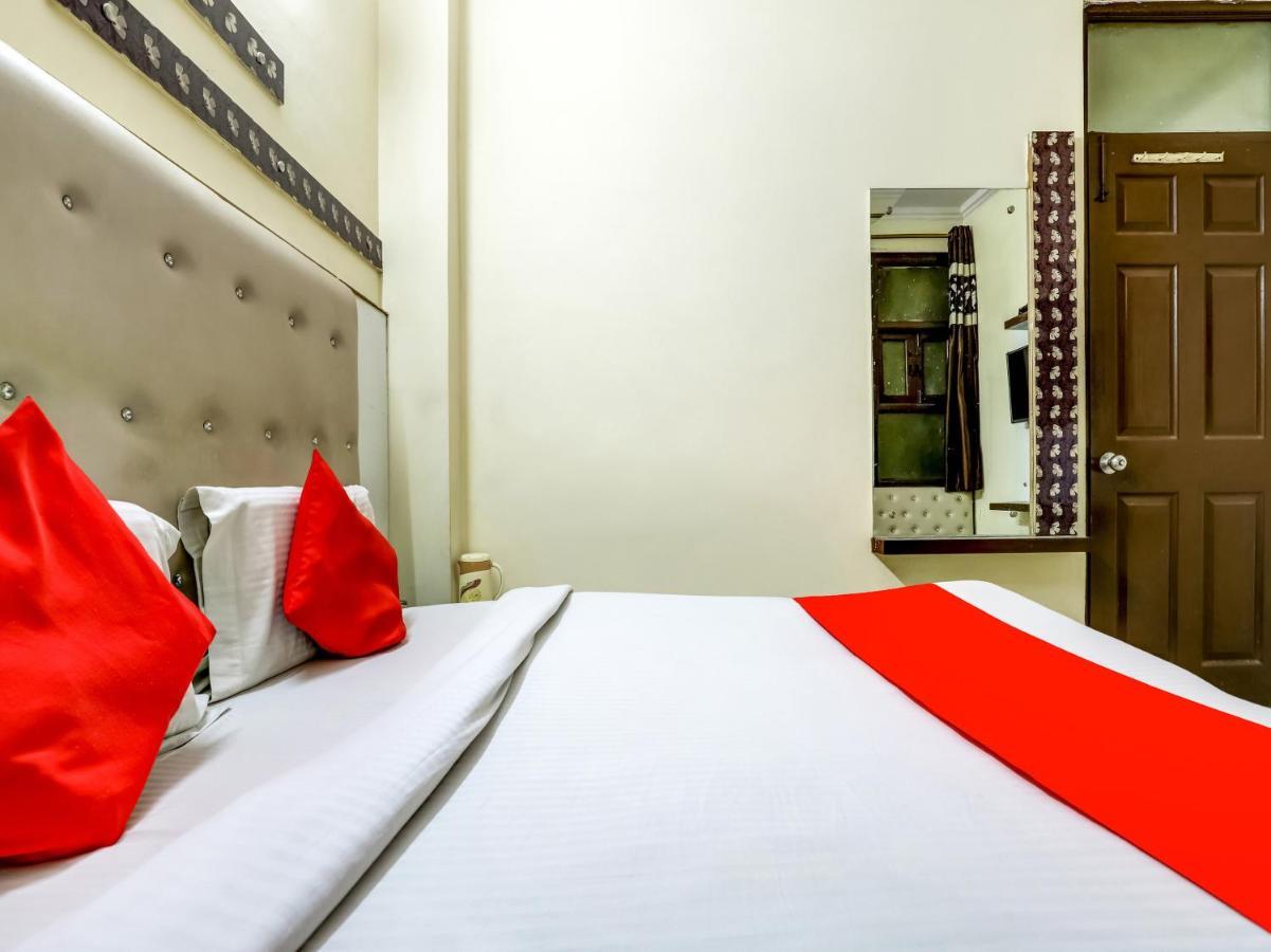 Oyo 75948 Hotel Tushar Continental Νέο Δελχί Εξωτερικό φωτογραφία
