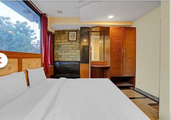 Oyo 75948 Hotel Tushar Continental Νέο Δελχί Εξωτερικό φωτογραφία
